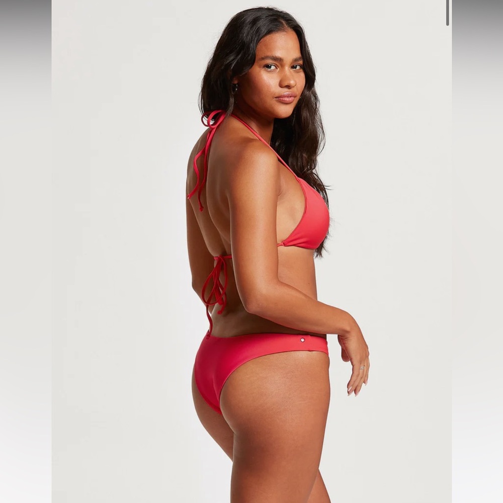 ☀️Volcom Simply Seamless V Bikini Bottom, Red, NWOT, Small, Cheeky, No flaws